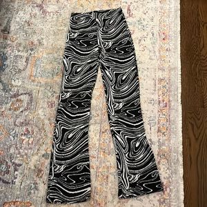 Swirl design straight leg knit pants